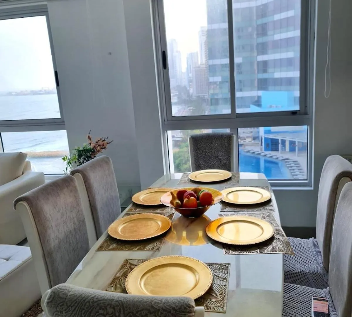 Beachfront Luxurious Apartment, Palmetto Beach Cartagena Apartment