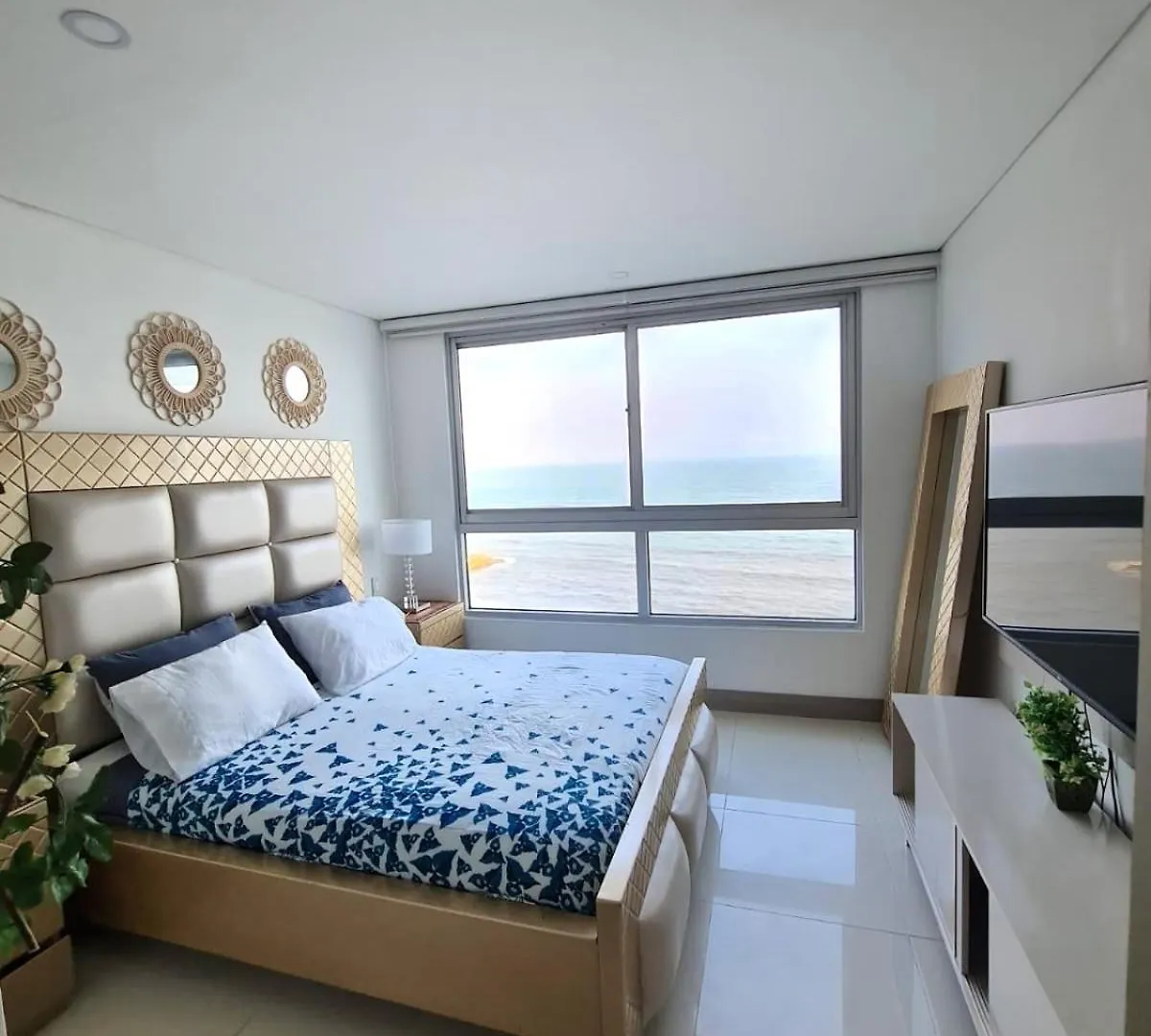 Beachfront Luxurious Apartment, Palmetto Beach Kartagena